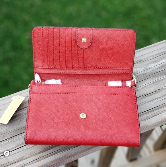 ⚠️LAST 1⚠️Michael Kors Jet Set MD Phone Crossbody - Picture 3 of 7